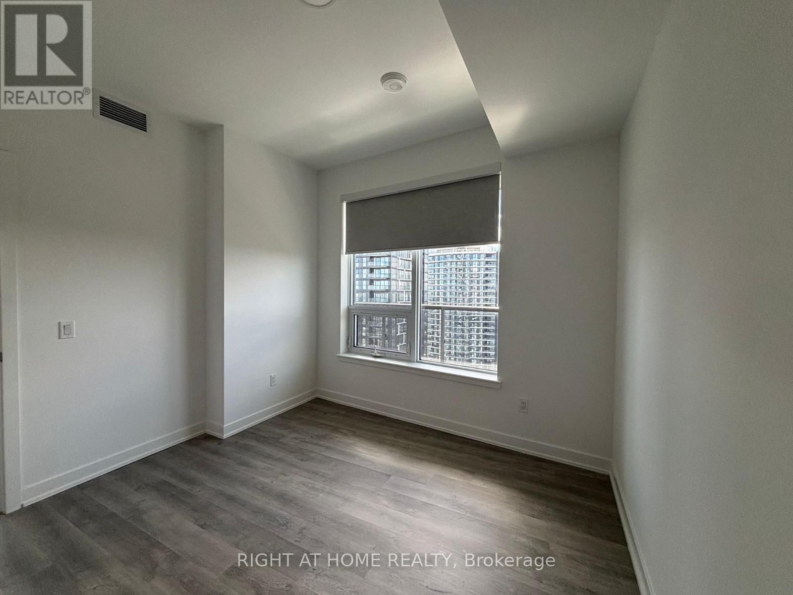 2905 - 5105 HURONTARIO STREET - Photo 24