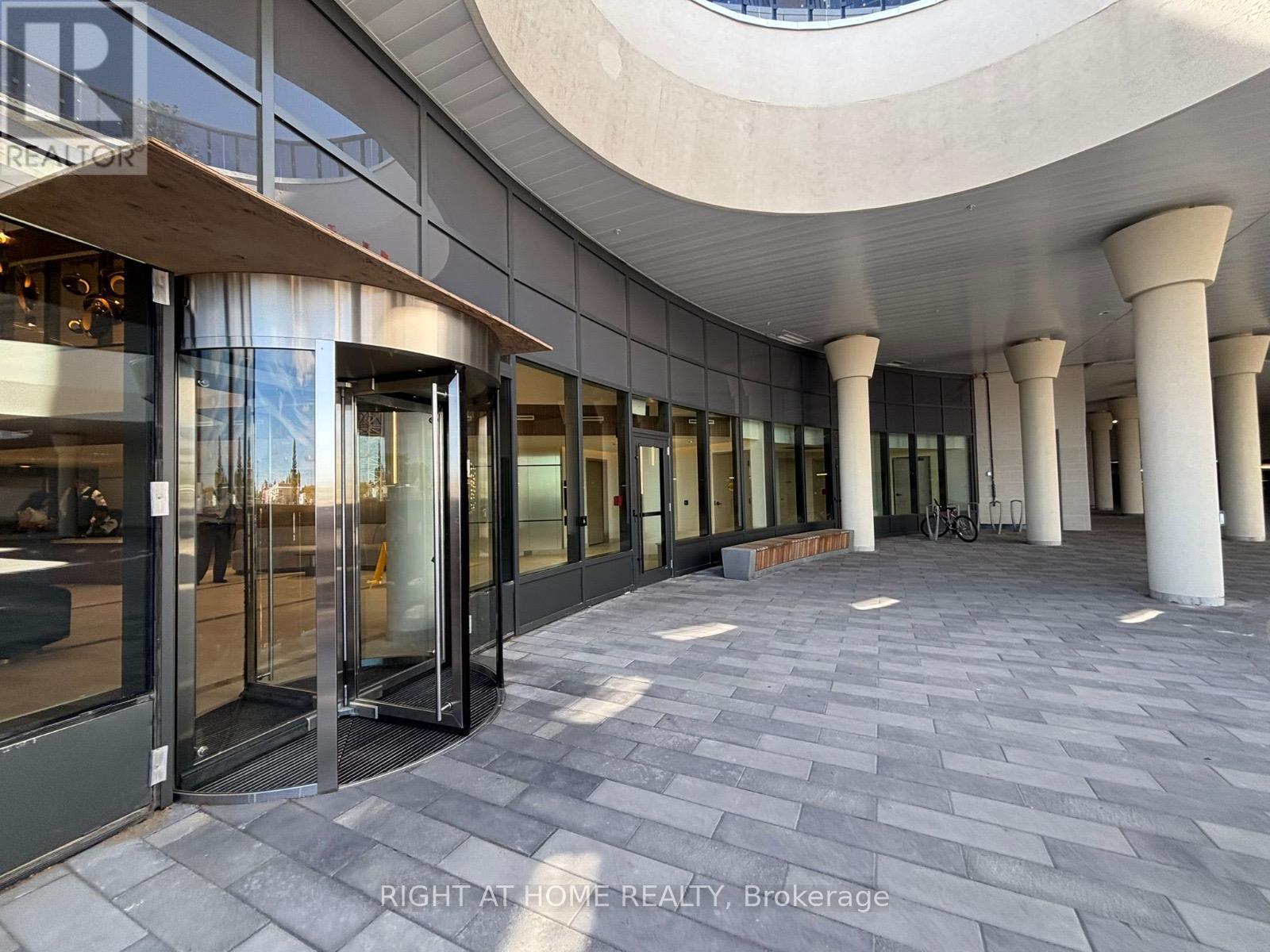 2905 - 5105 HURONTARIO STREET - Photo 34