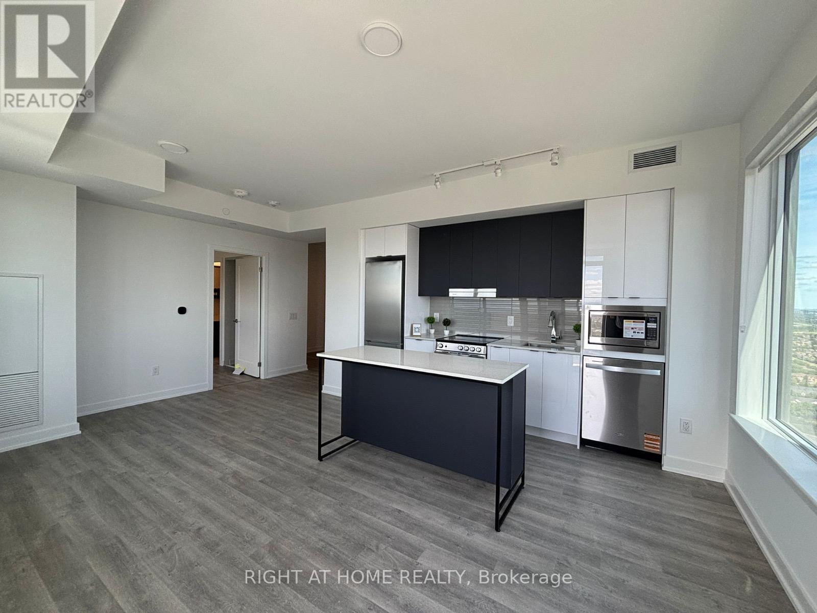 2905 - 5105 HURONTARIO STREET - Photo 5