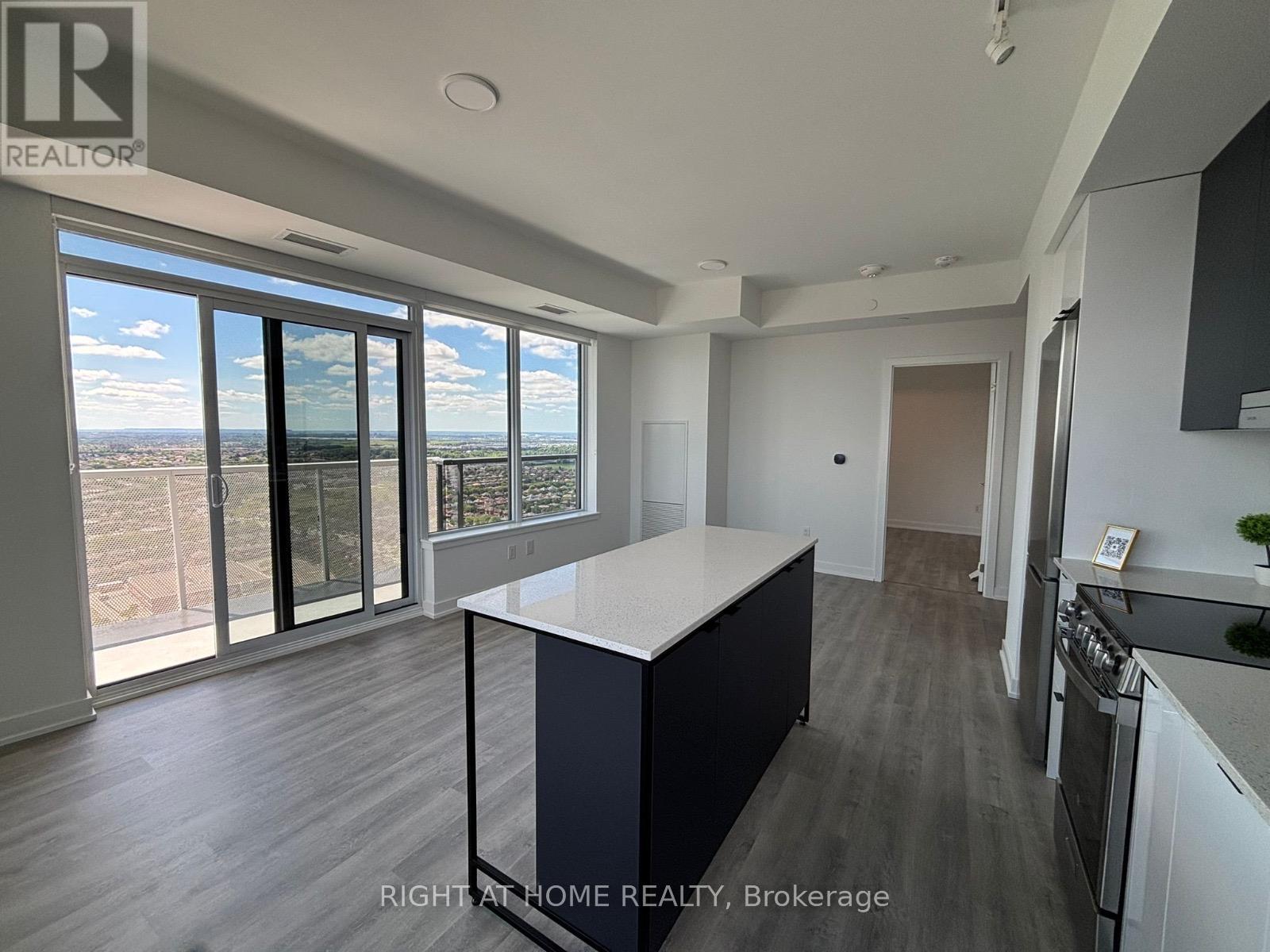 2905 - 5105 HURONTARIO STREET - Photo 6
