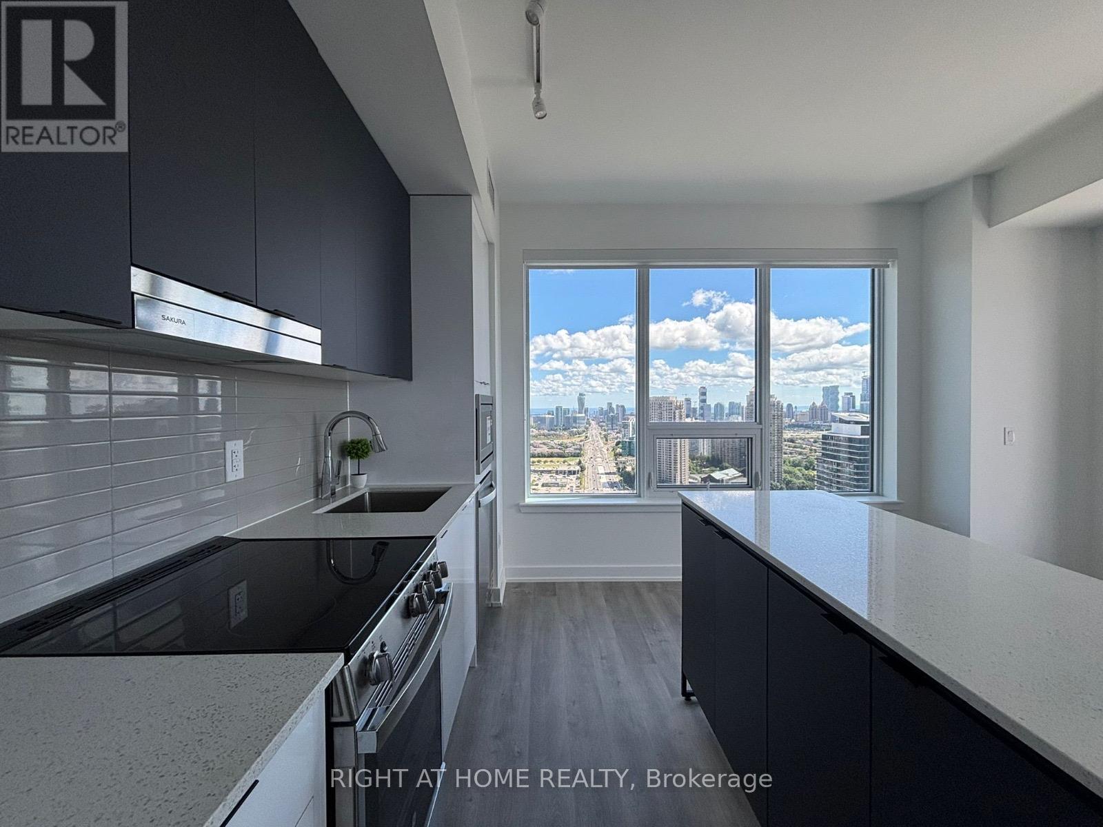 2905 - 5105 HURONTARIO STREET - Photo 7