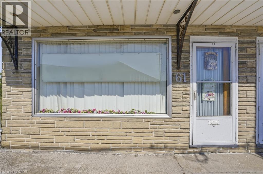 61 Niagara Street, St. Catharines, Ontario  L2R 4L1 - Photo 4 - 40849051