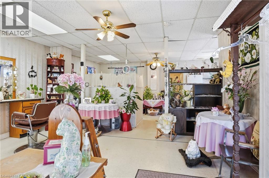 61 Niagara Street, St. Catharines, Ontario  L2R 4L1 - Photo 5 - 40849051