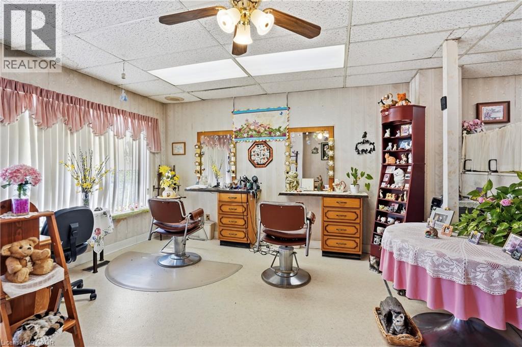 61 Niagara Street, St. Catharines, Ontario  L2R 4L1 - Photo 8 - 40849051