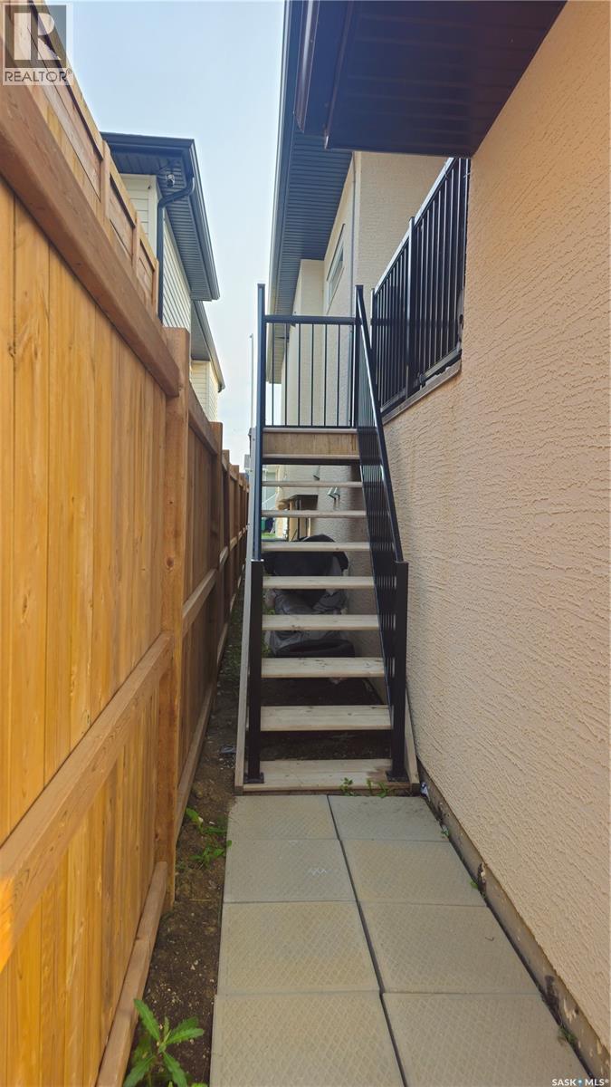 126 Bolstad Way, Saskatoon, Saskatchewan  S7W 0Y1 - Photo 25 - SK043242