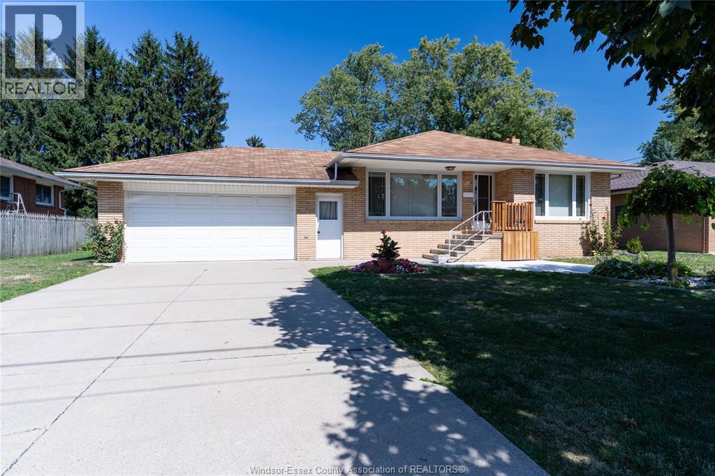 MLS# 26017574: 760 WALLACE, Windsor, Canada