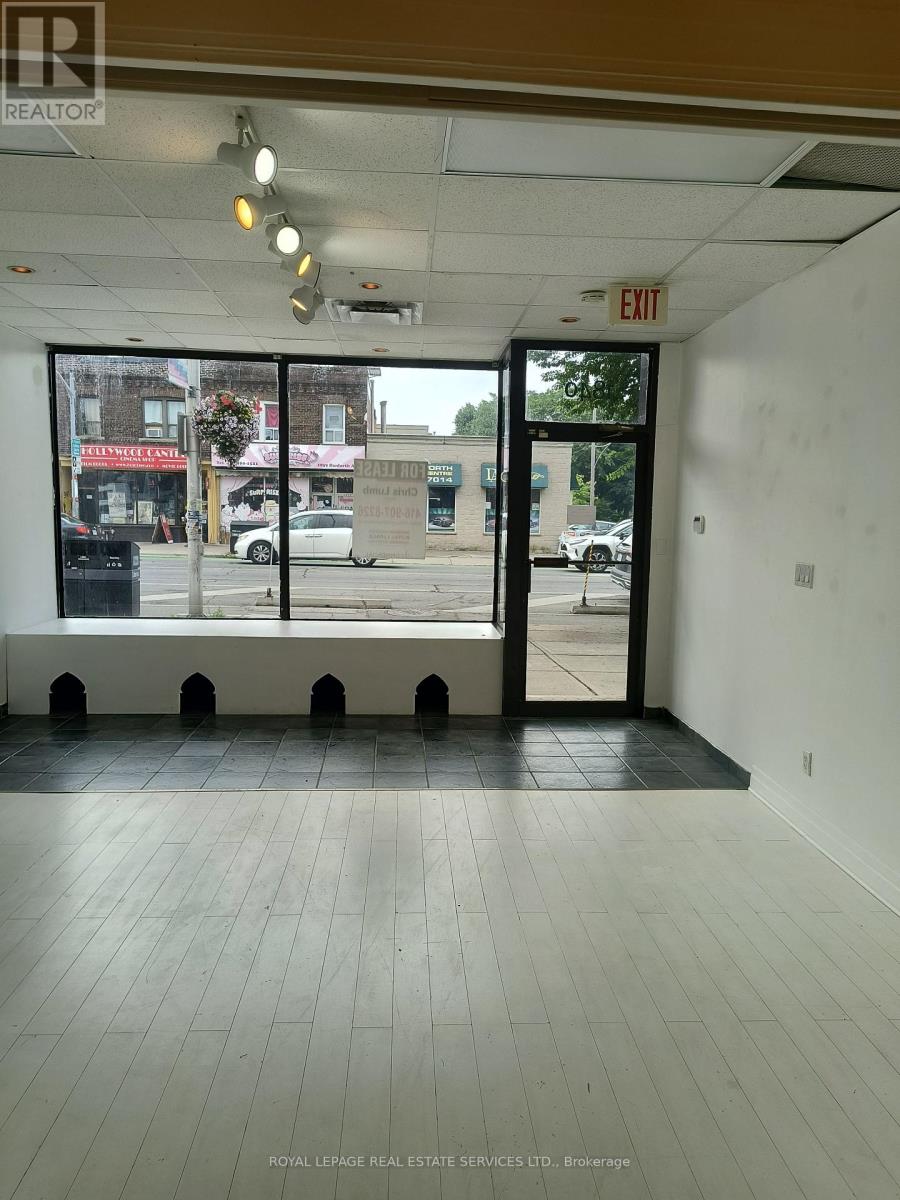 1840 Danforth Avenue, Toronto, Ontario  M4C 1H8 - Photo 2 - E13589230
