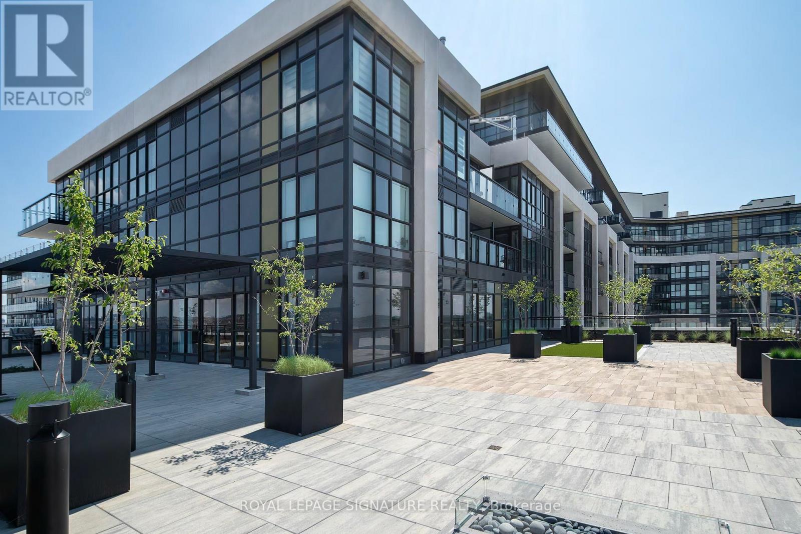 222 - 395 Dundas Street W, Oakville, Ontario  L6M 5R8 - Photo 4 - W13589232