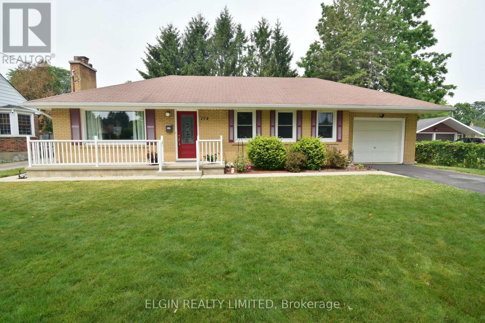 174 Elm Street, St. Thomas, Ontario  N5R 1J3 - Photo 4 - X13589476