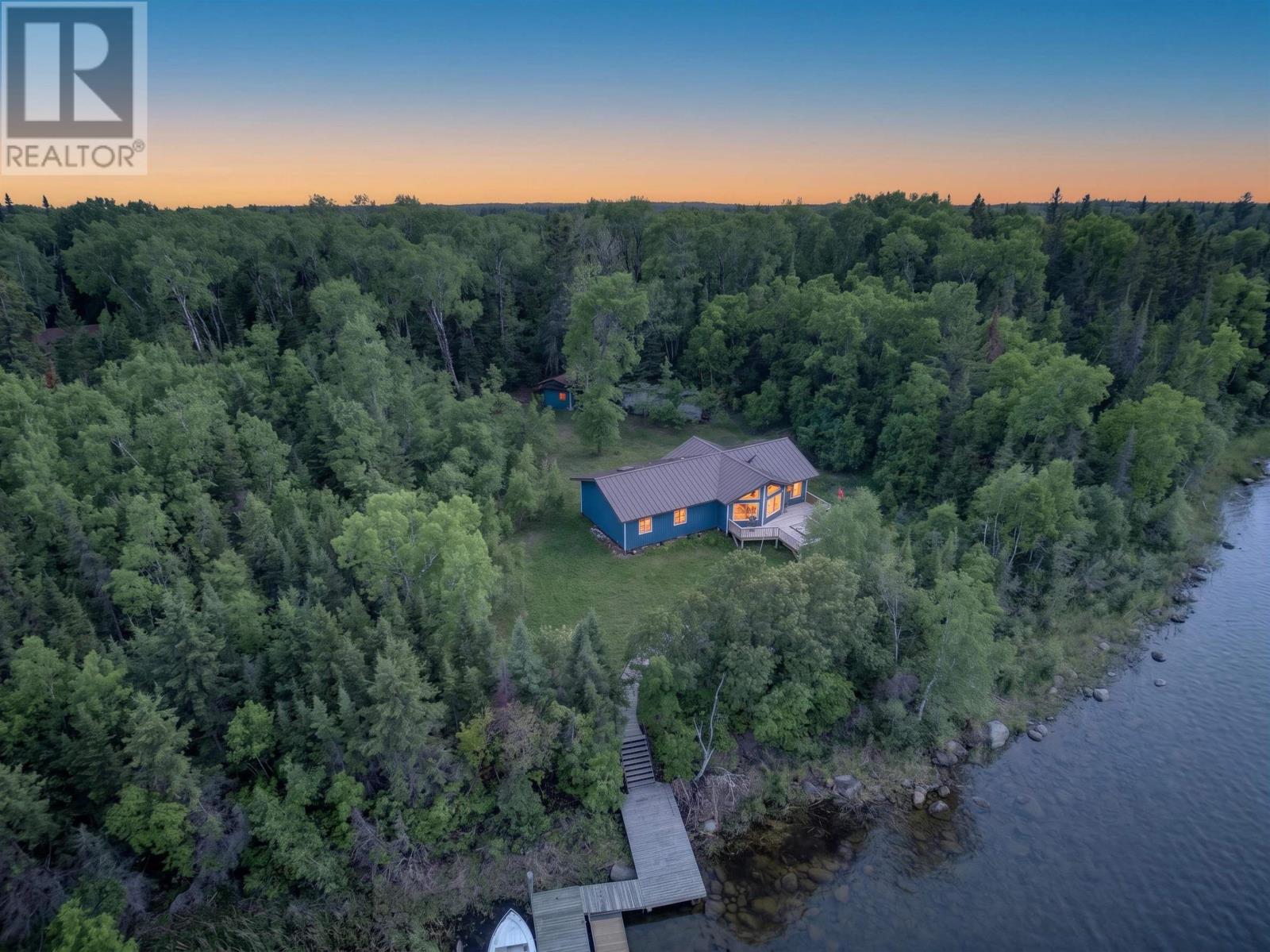 2747 Moore Bay, Sioux Narrows/kenora, Ontario  P0X 1H0 - Photo 1 - TB2601478