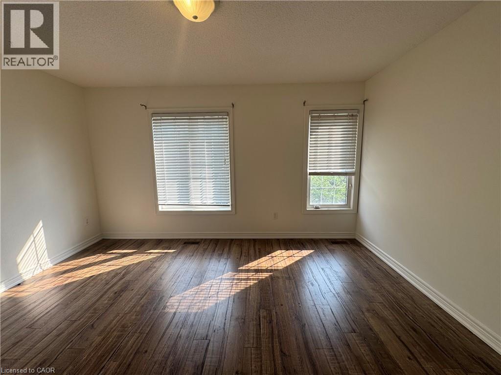 690 Summers Common, Burlington, Ontario  L7L 0A5 - Photo 5 - 40839649