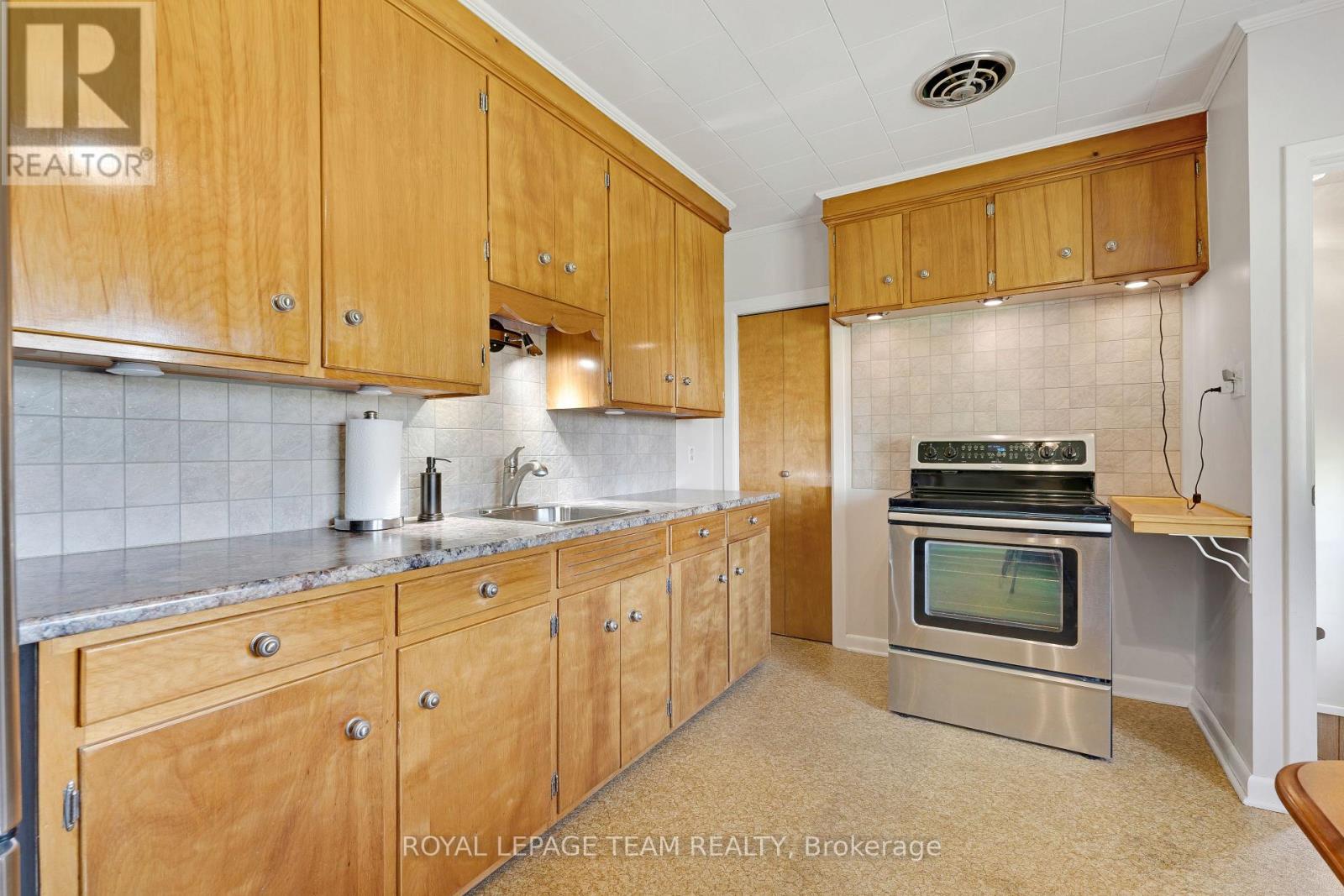 396 Townline Road, North Grenville, Ontario  K0G 1J0 - Photo 24 - X13589270