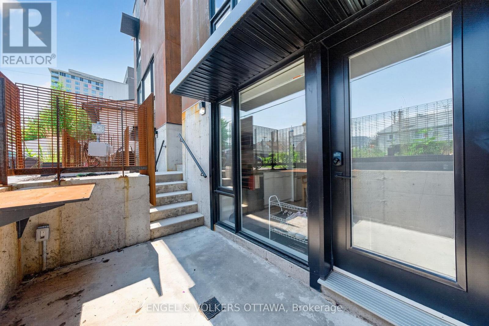 D - 117 Carruthers Avenue, Ottawa, Ontario  K1Y 1N4 - Photo 2 - X13589472