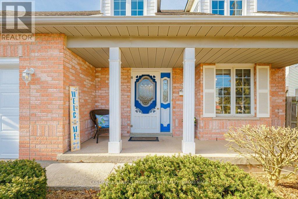 43 Silvercrest Court, Thorold (Confederation Heights), Ontario  L2V 5B4 - Photo 4 - X13589350