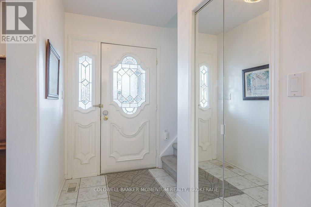 43 Silvercrest Court, Thorold (Confederation Heights), Ontario  L2V 5B4 - Photo 5 - X13589350
