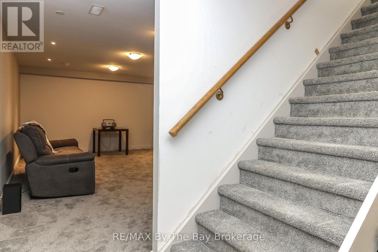 60 Martyn Drive, Wasaga Beach, Ontario  L9Z 1N6 - Photo 34 - S13589366
