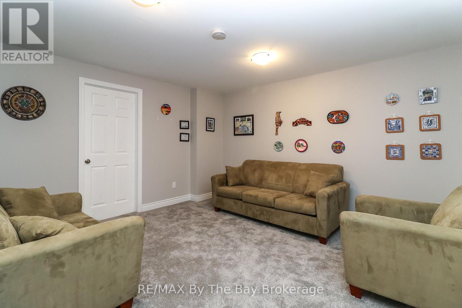 60 Martyn Drive, Wasaga Beach, Ontario  L9Z 1N6 - Photo 35 - S13589366