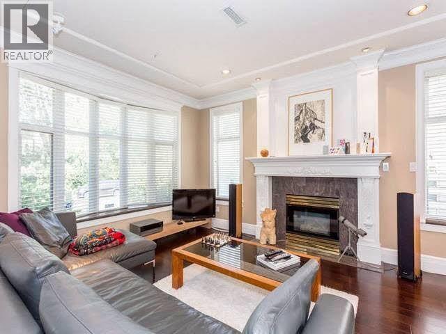 1128 W 37th Avenue, Vancouver, British Columbia V6M 1L9 - Photo 2 - R3148405