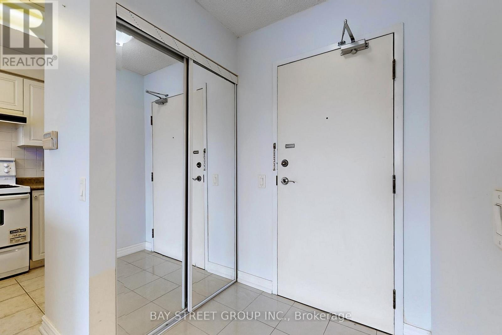 815 - 51 Times Avenue, Markham, Ontario  L3T 7X7 - Photo 15 - N13500066