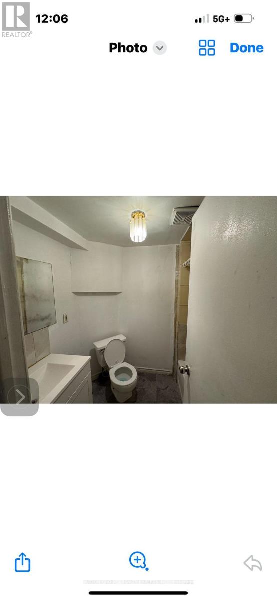 84 Abell Drive, Brampton, Ontario  L6V 2Z8 - Photo 5 - W13589274