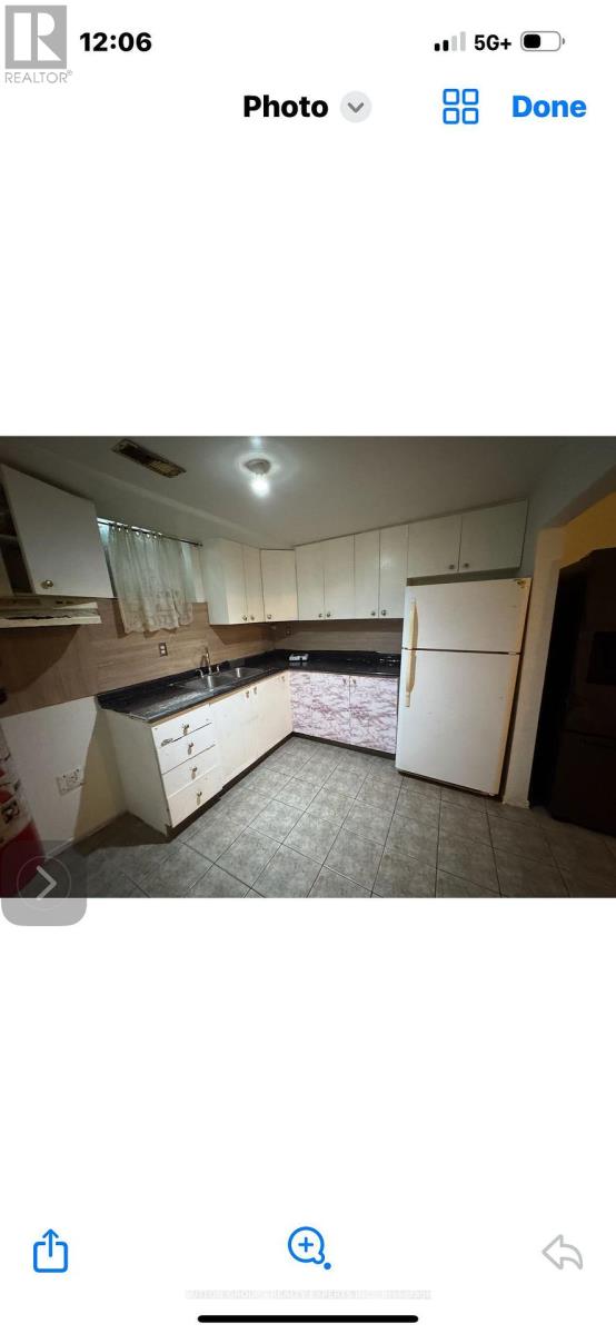 84 Abell Drive, Brampton, Ontario  L6V 2Z8 - Photo 6 - W13589274
