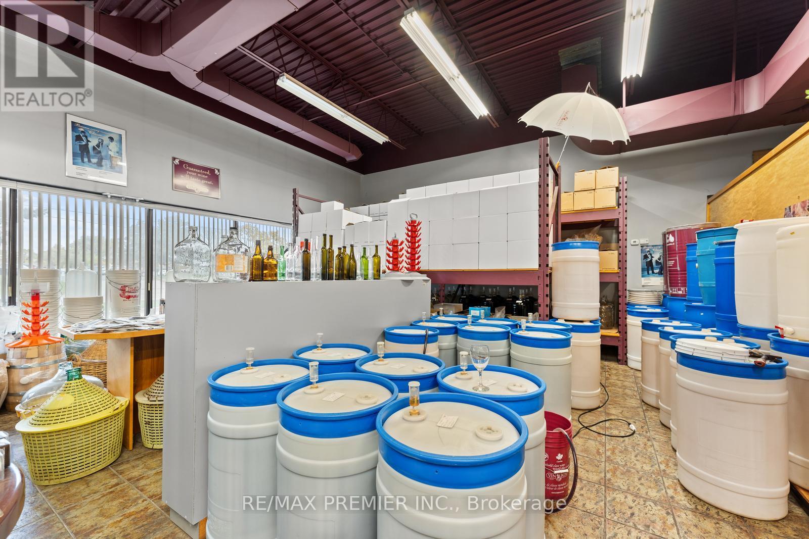 410 Speers Road, Oakville, Ontario  L6K 2G2 - Photo 7 - W13589336
