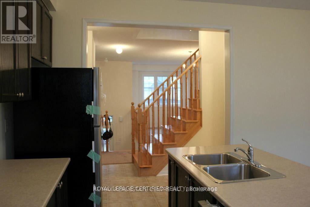 2163 Fiddlers Way, Oakville, Ontario  L6M 0M4 - Photo 4 - W13589378