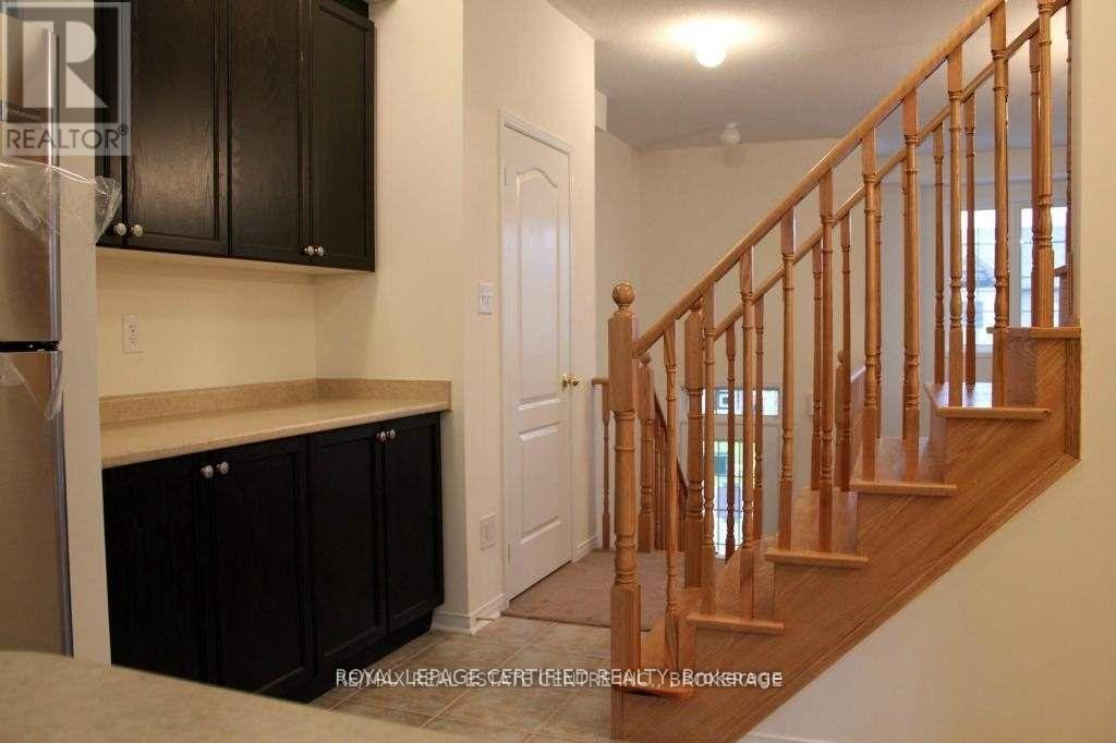 2163 Fiddlers Way, Oakville, Ontario  L6M 0M4 - Photo 7 - W13589378