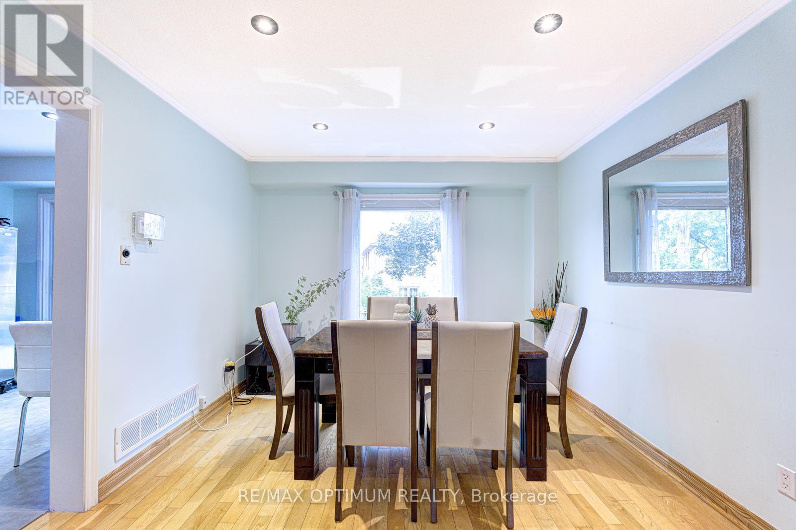 28 Stalbridge Avenue, Brampton, Ontario  L6Y 4H2 - Photo 12 - W13589440