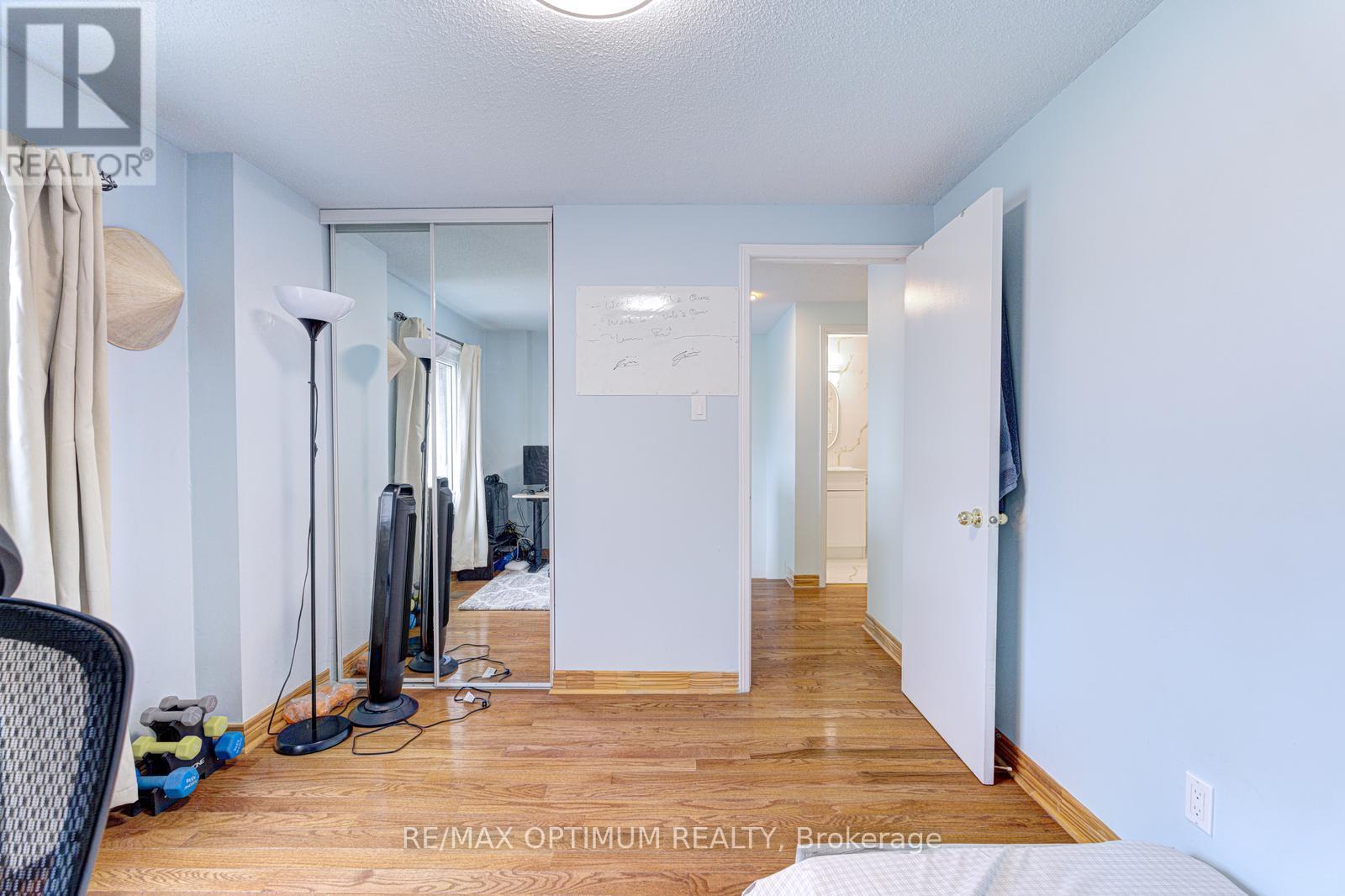 28 Stalbridge Avenue, Brampton, Ontario  L6Y 4H2 - Photo 25 - W13589440