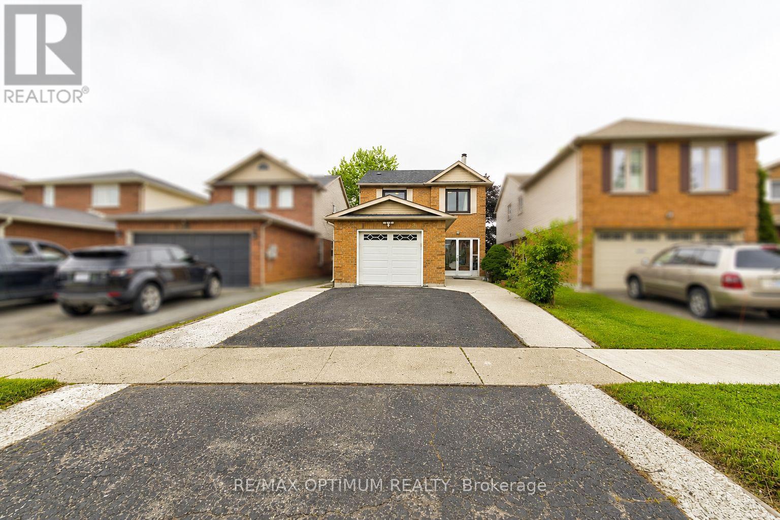 28 Stalbridge Avenue, Brampton, Ontario  L6Y 4H2 - Photo 3 - W13589440