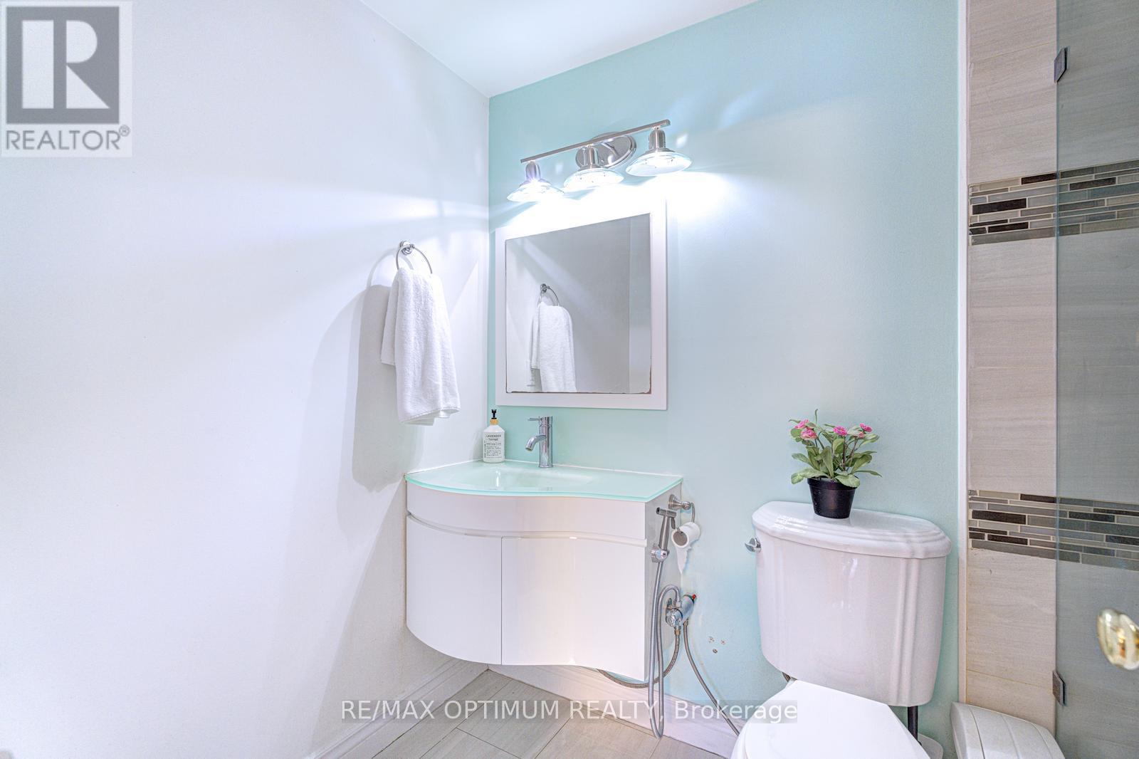 28 Stalbridge Avenue, Brampton, Ontario  L6Y 4H2 - Photo 31 - W13589440