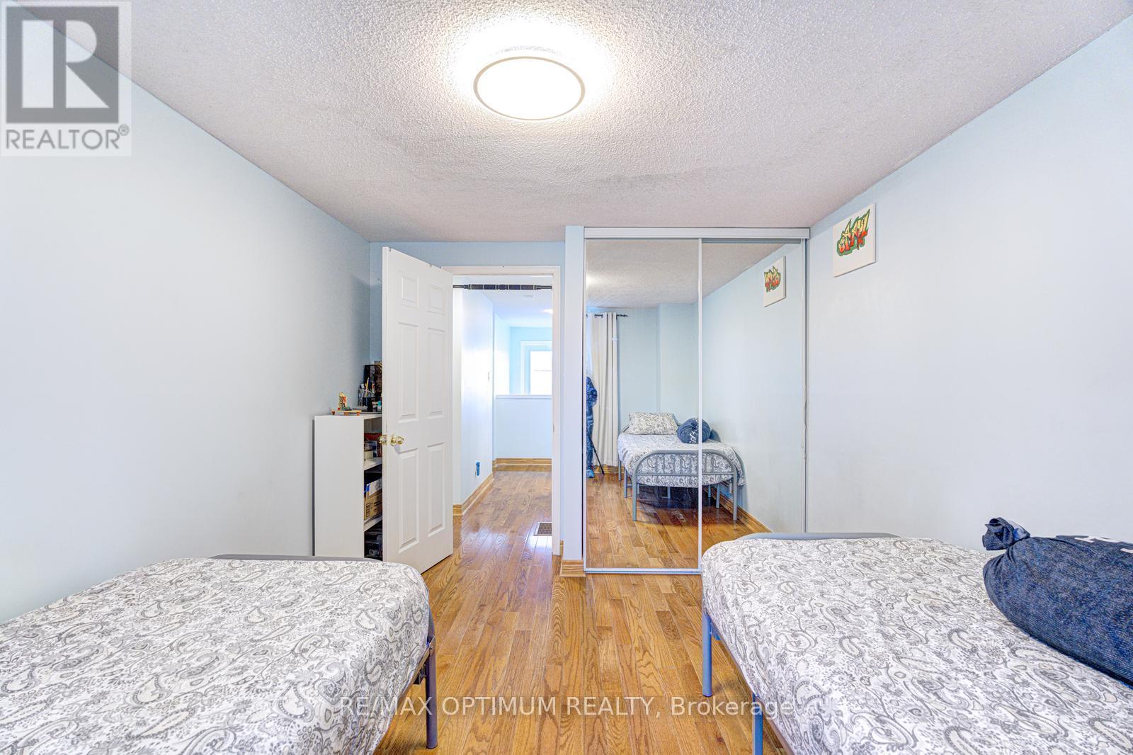 28 Stalbridge Avenue, Brampton, Ontario  L6Y 4H2 - Photo 34 - W13589440