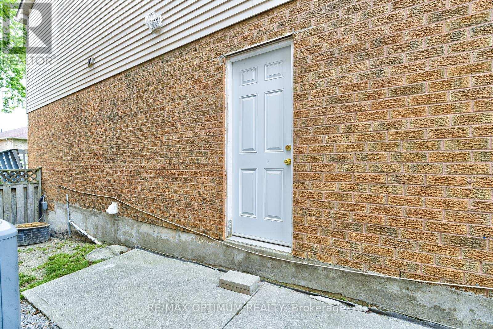28 Stalbridge Avenue, Brampton, Ontario  L6Y 4H2 - Photo 41 - W13589440
