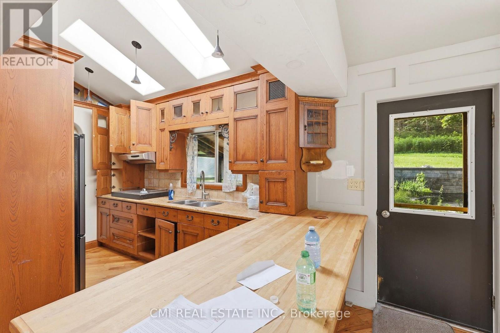 8 Jakeman Street, Kawartha Lakes, Ontario  L0A 1A0 - Photo 7 - X13589322
