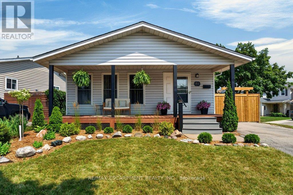 88 COMMERFORD STREET, Thorold, Ontario