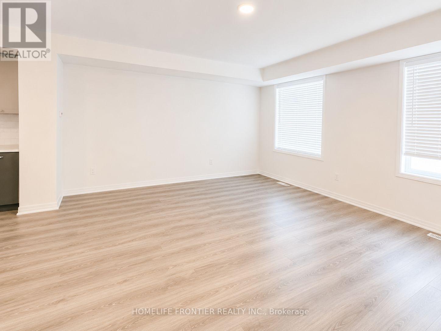 46 Ambereen Place, Clarington, Ontario  L1C 7H5 - Photo 4 - E13586104