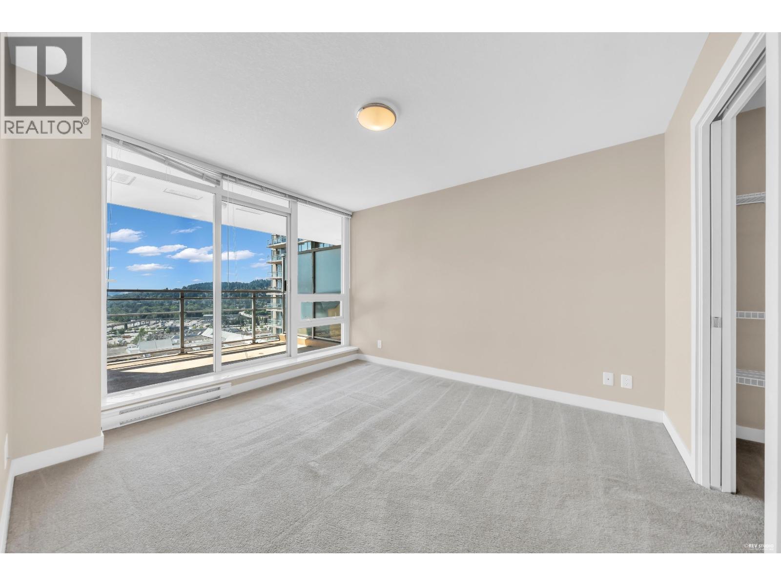2805 2978 Glen Drive, Coquitlam, British Columbia  V3B 0C3 - Photo 10 - R3146553