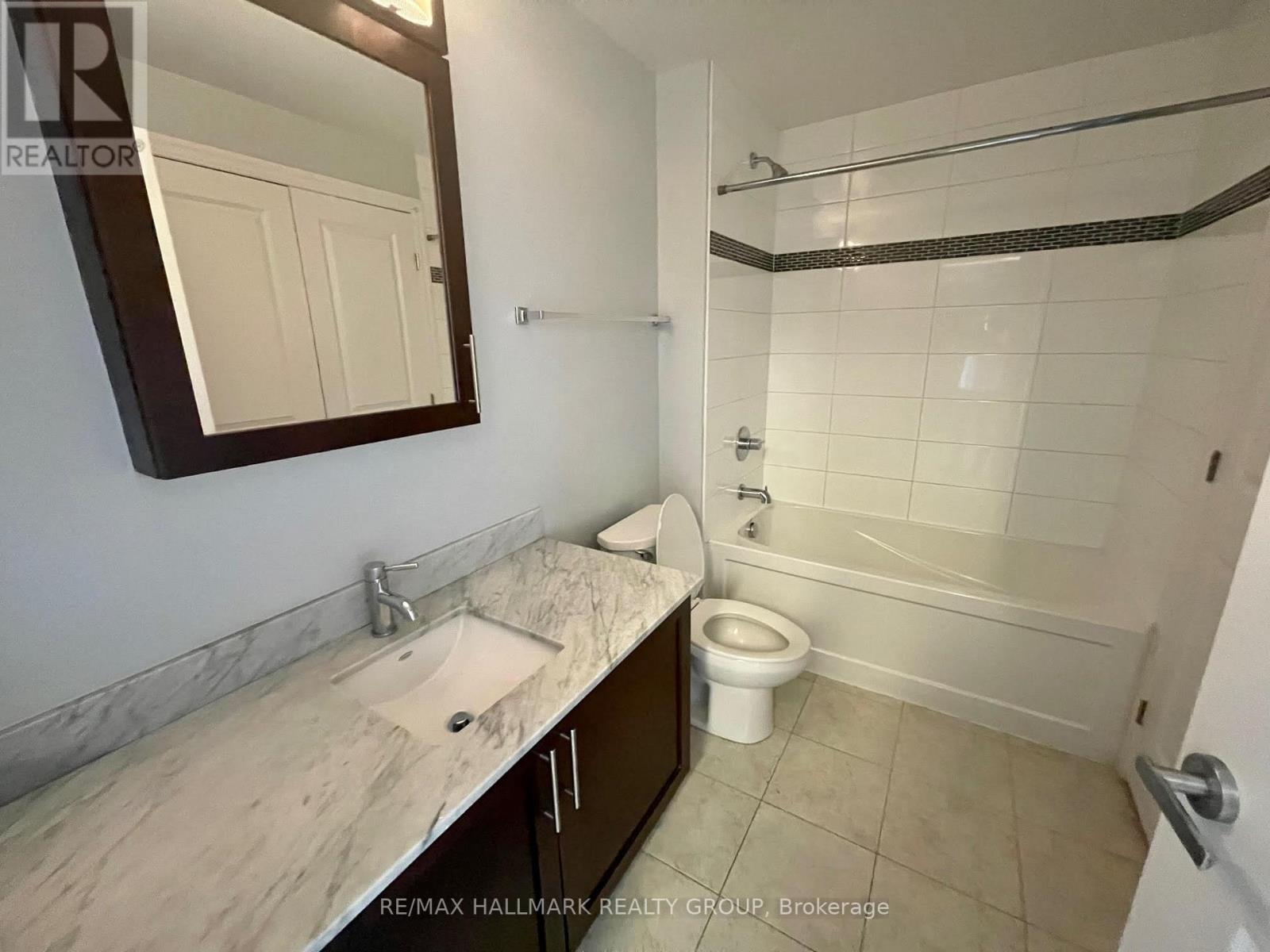 2105 - 242 Rideau Street, Ottawa, Ontario  K1N 0B7 - Photo 3 - X13589618
