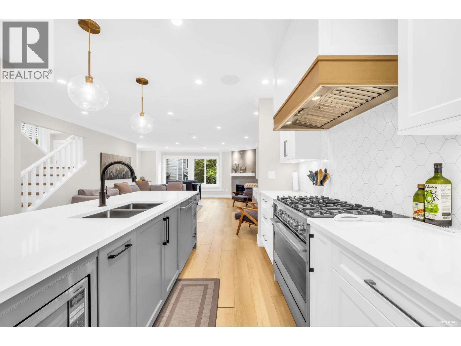 28 2600 Beaverbrook Crescent, Burnaby, British Columbia  V3J 7W6 - Photo 3 - R3148449