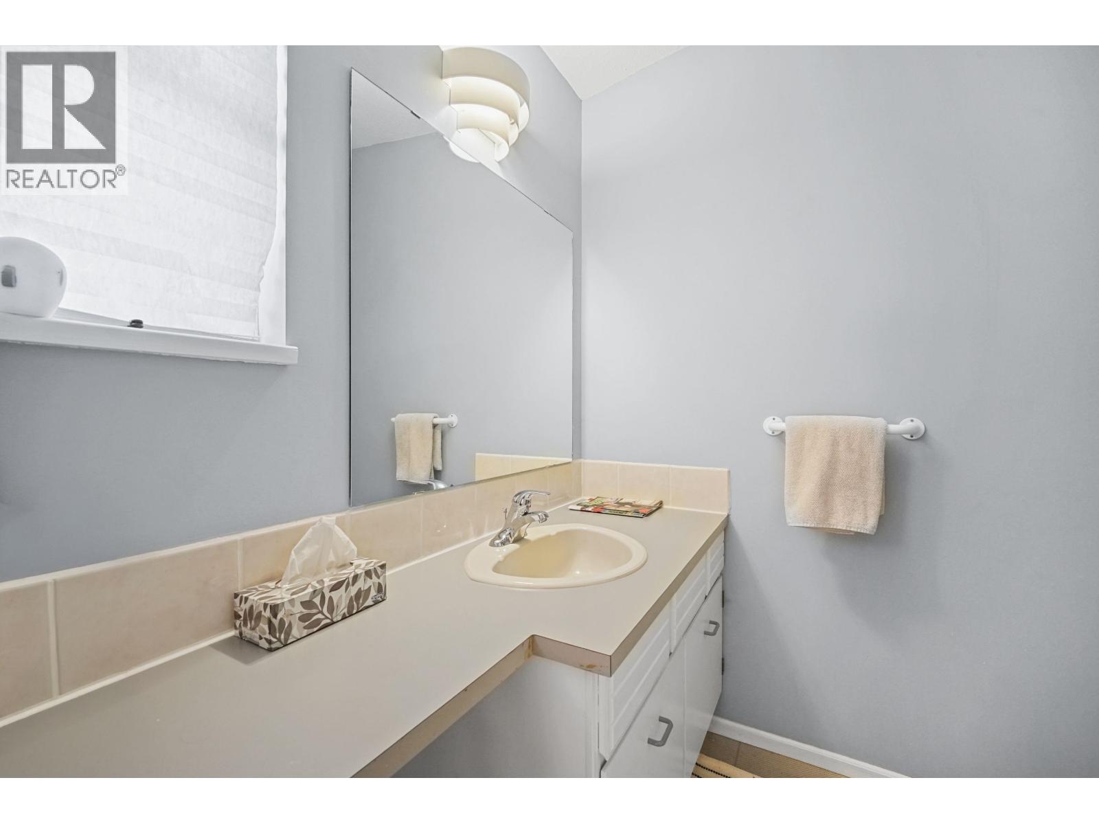 129 Roe Drive, Port Moody, British Columbia  V3H 3M9 - Photo 13 - R3148438