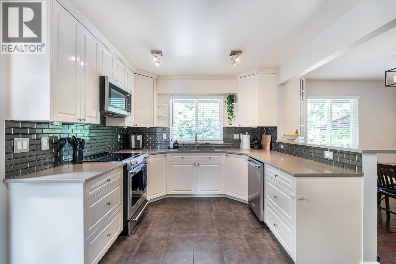 1566 Shaughnessy Street, Port Coquitlam, British Columbia V3C 6M4 - Photo 10 - R3148442