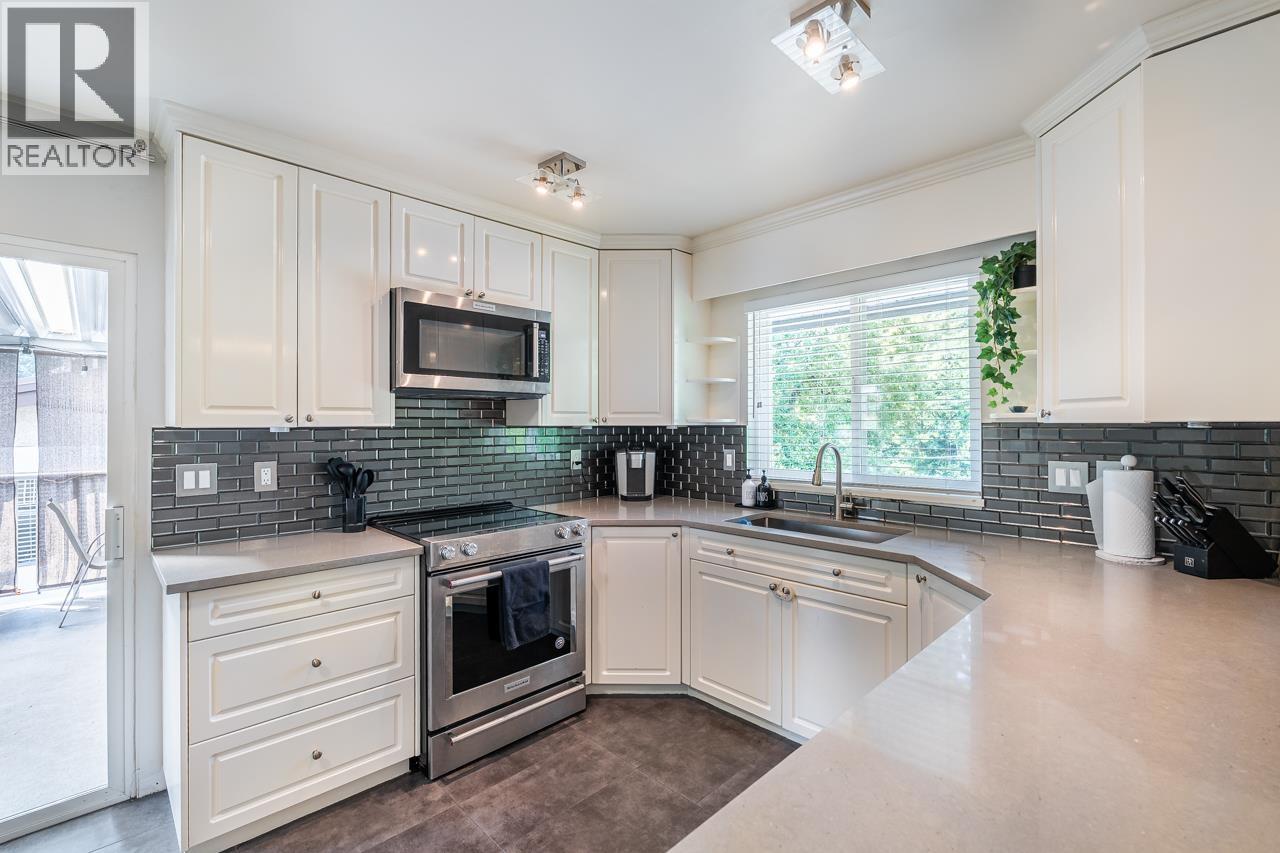 1566 Shaughnessy Street, Port Coquitlam, British Columbia V3C 6M4 - Photo 9 - R3148442