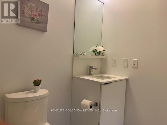 2216 - 85 Wood Street, Toronto, Ontario  M4Y 0E8 - Photo 19 - C13589586