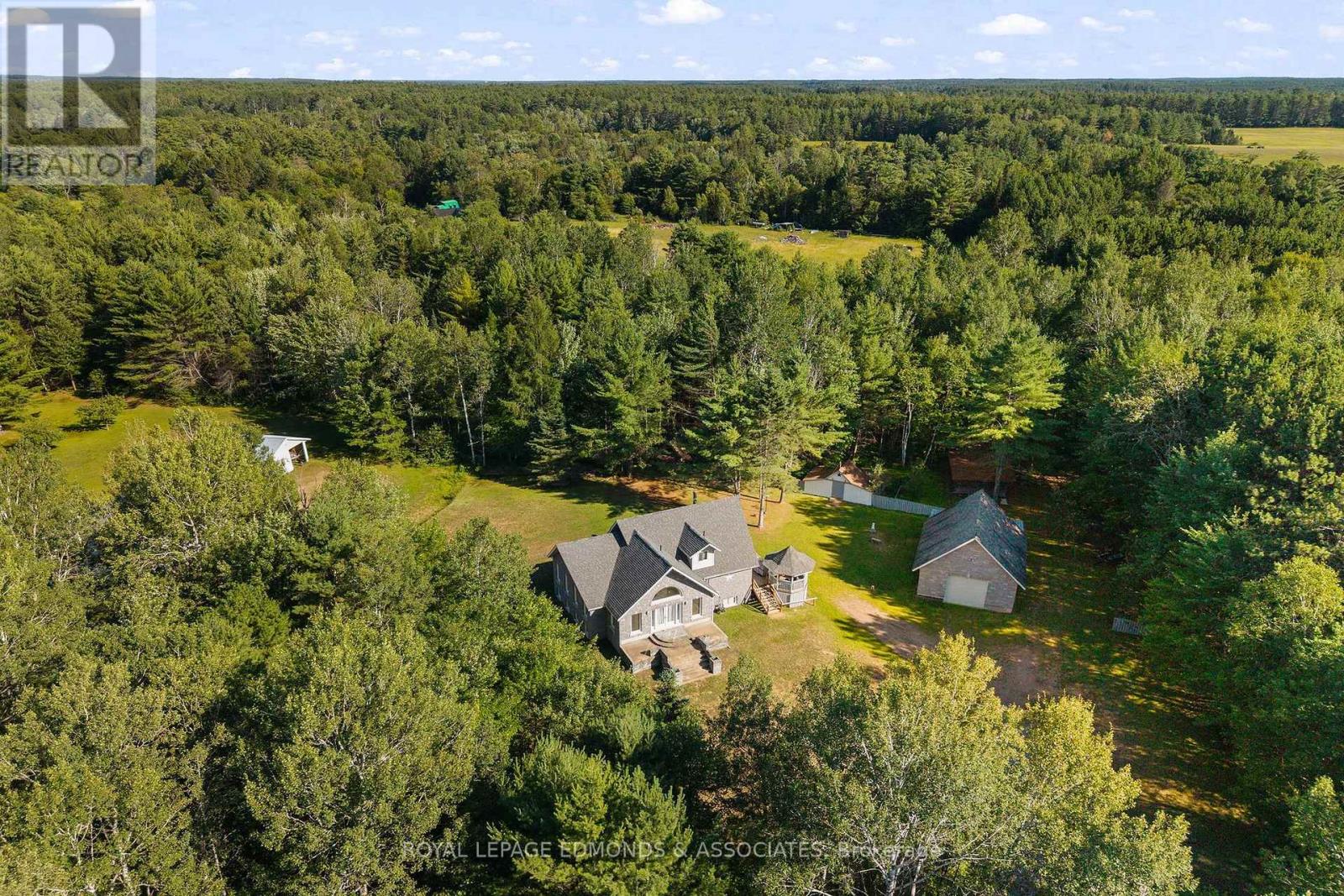 219 Zanders Road, Laurentian Valley, Ontario