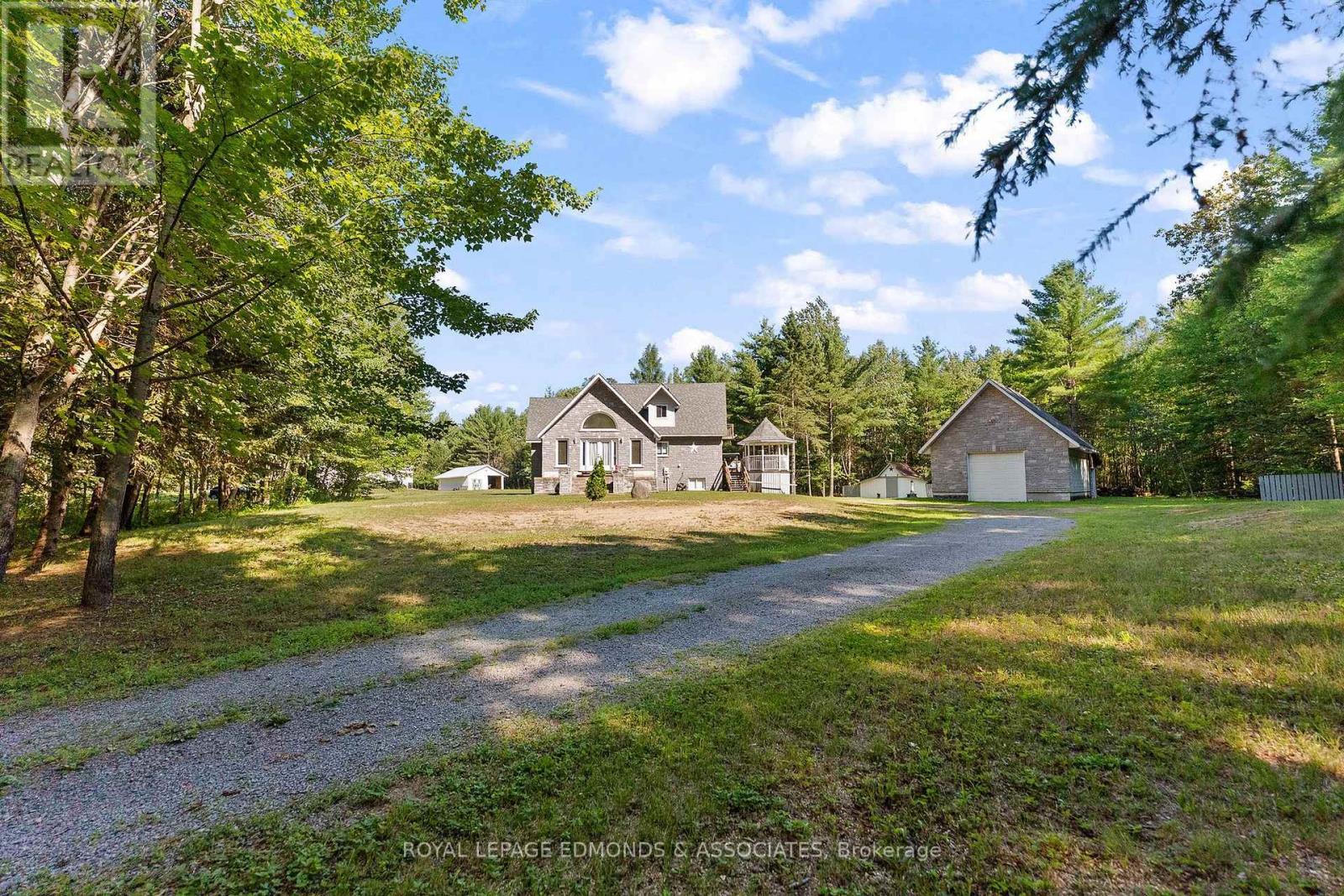 219 Zanders Road, Laurentian Valley, Ontario  K8A 6W8 - Photo 45 - X13589512