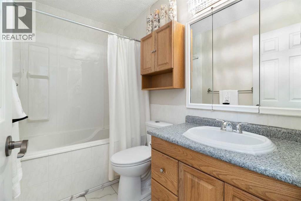 76 Pinebrook Close NE, Calgary, Alberta  T1Y 3X5 - Photo 23 - A2326850