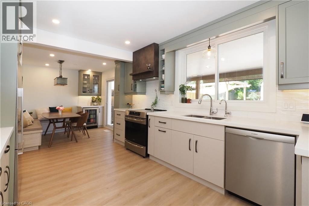 784 Elizabeth Street, Kitchener, Ontario  N2H 6H5 - Photo 9 - 40849286