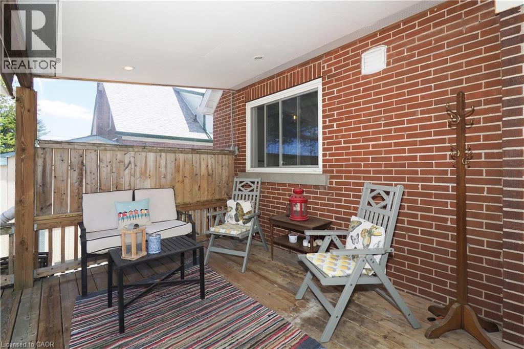 784 Elizabeth Street, Kitchener, Ontario  N2H 6H5 - Photo 36 - 40849286