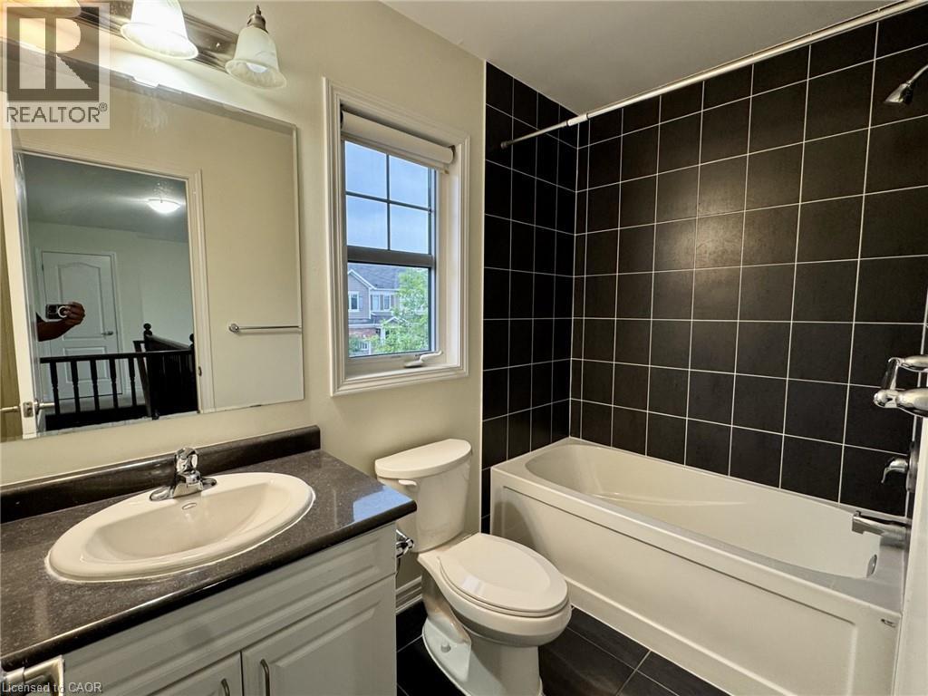 2 Blue Oak Street, Kitchener, Ontario  N2R 0K4 - Photo 21 - 40849805